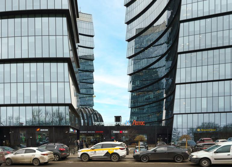 Лотос: Вид здания