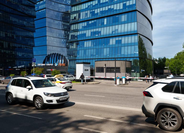 Лотос: Вид территории