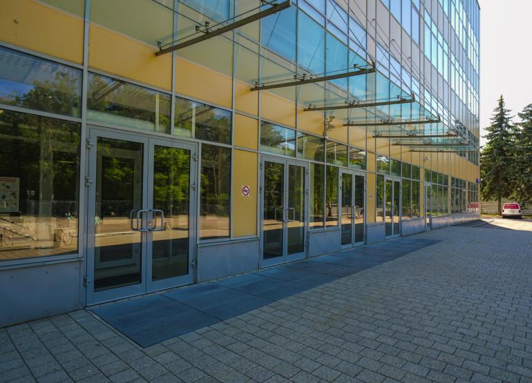 РТС Обручева: Вид входной группы снаружи